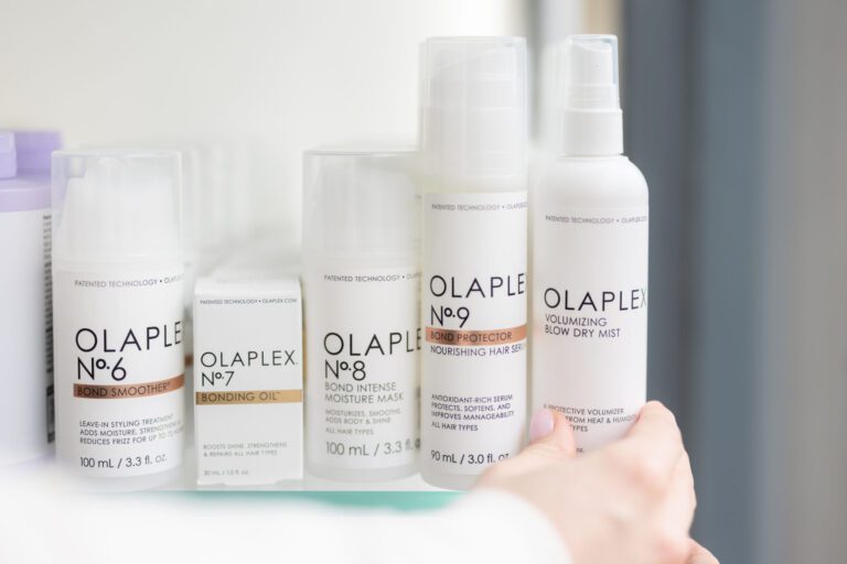 OLAPLEX Nº.7 Bonding Oil: Instantly Boost Shine & Softness