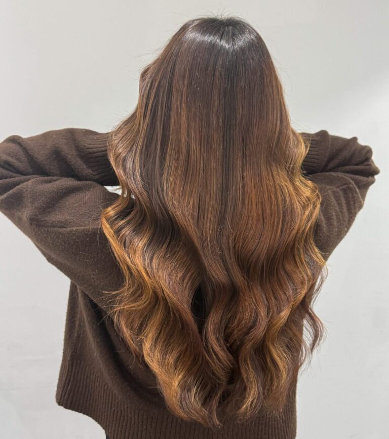 Frizz Fighting - Your Guide to Smooth, Low-Maintenance Hair All Summer